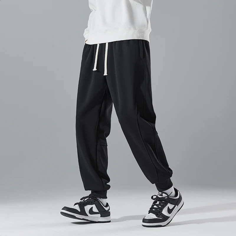 Korean Spring Autumn Mens Solid Elastic Waist Drawstring Pockets High Street Fashion Casual Loose Foot Binding Sweatpants 240822