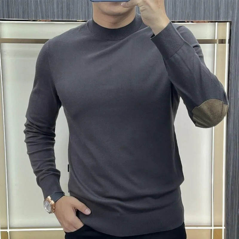 Business and leisure solid round neck knitted floral autumn mens clothing fashionable comfortable spliced long sleeved sweater 240821