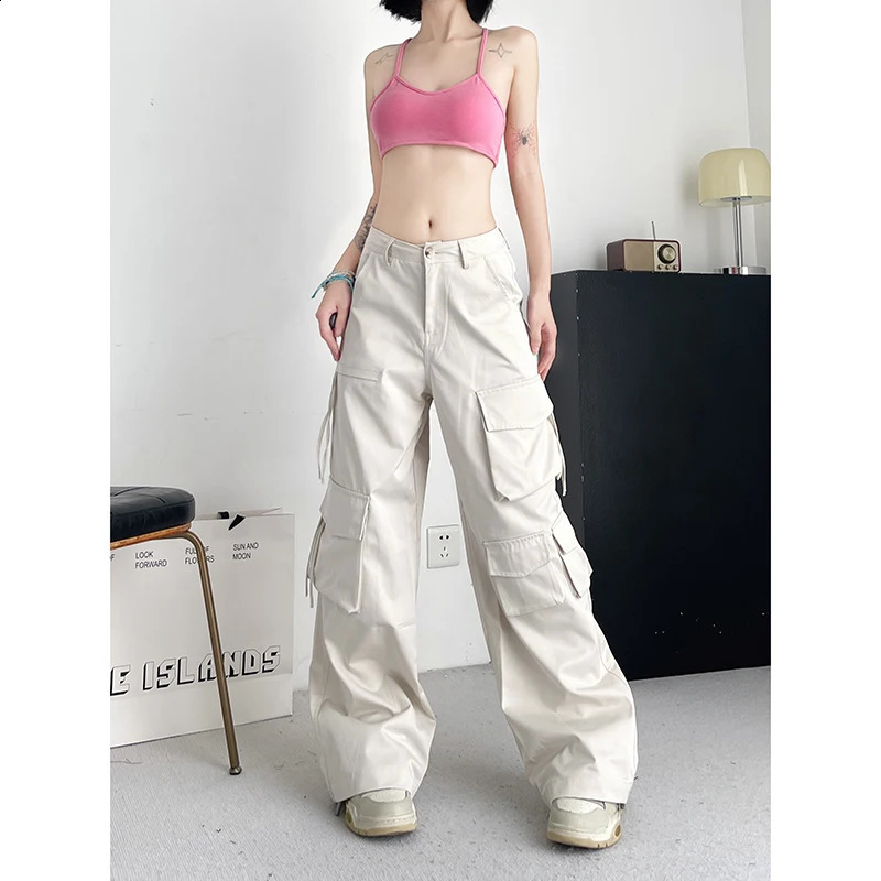 Womens Off Beige Cargo Pants Vintage Y2k Harajuku Aesthetic Streetwear Parachute Pants High Waist Wide Trousers 2000s Clothes 240821