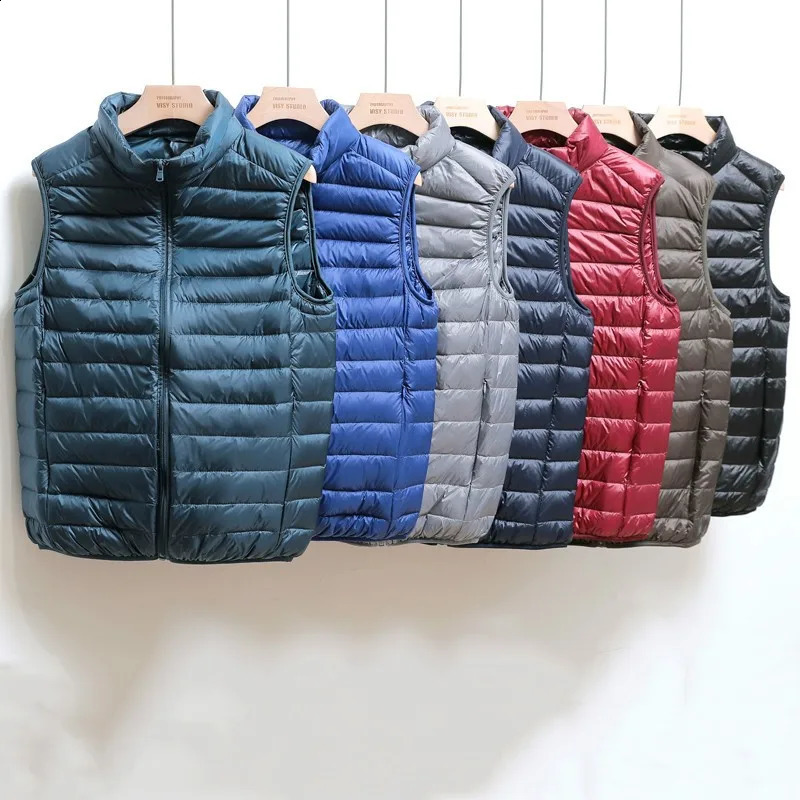 Autumn and Winter Mens Premium Lightweight Jacket Tank Top Lined Stand Collar Short Warm 240822