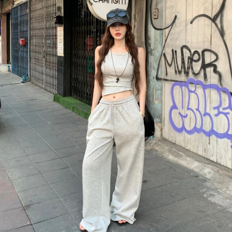 Deeptown Y2k Casual Sports Sweatpants Woman Oversized Jogging Wide Leg Gray Pants Jogger Korean Fashion Baggy Trousers Summer 240821