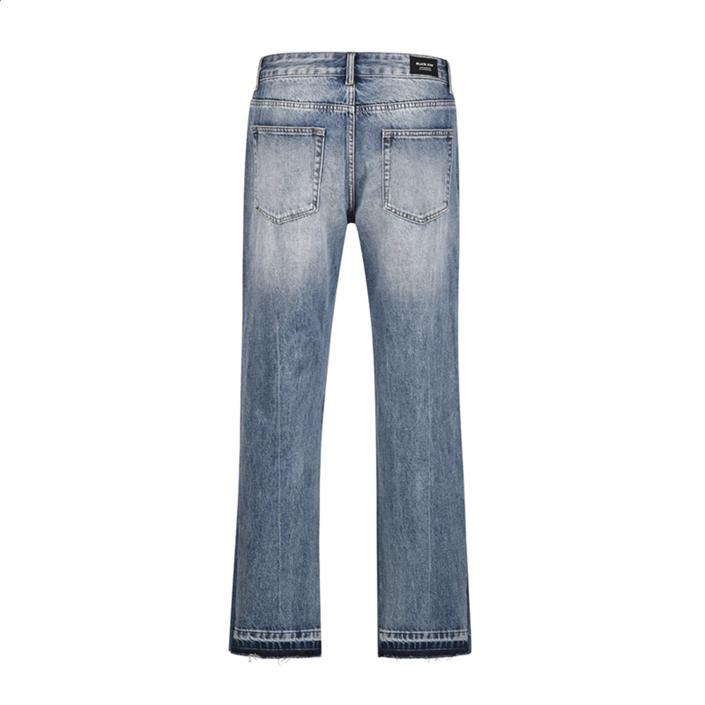 Contrast Color Hole Washed Blue Jeans for Men Streetwear Loose Ripped Flare Pants Frayed Retro Casual Oversized Denim Trousers 240821