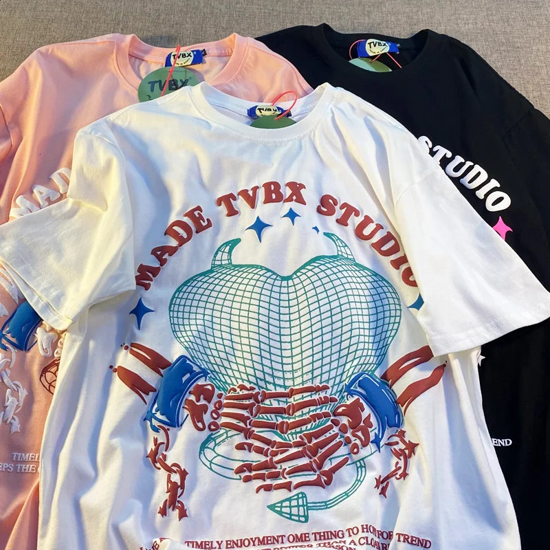 T-shirt Women Love Street Short Sleeves Vintage Oversized Couples Graphic T Shirt Y2k Streetwear Harajuku Men Clothing 240821