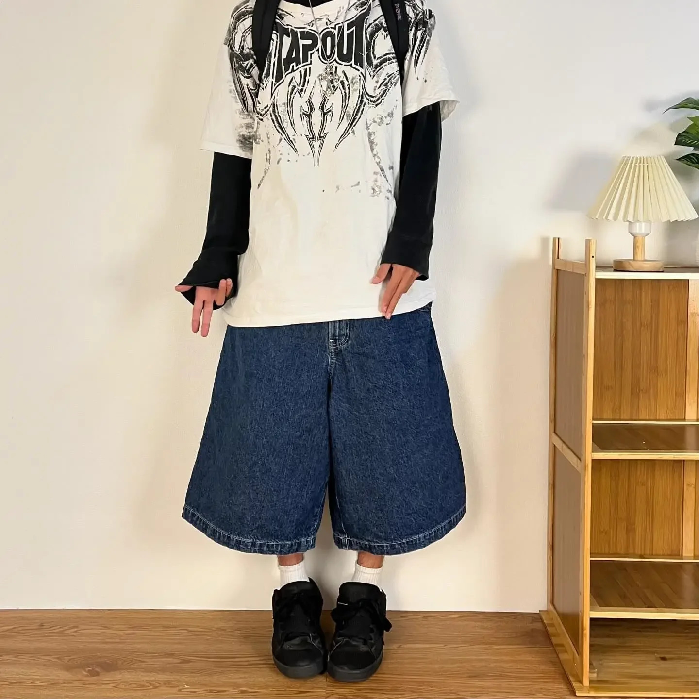 JNCO Mens Vintage Streetwear Embroidery Snake Graphic Wide Leg Denim Pants Baggy Gym Shorts Men Skateboard Jeans Shorts 240822