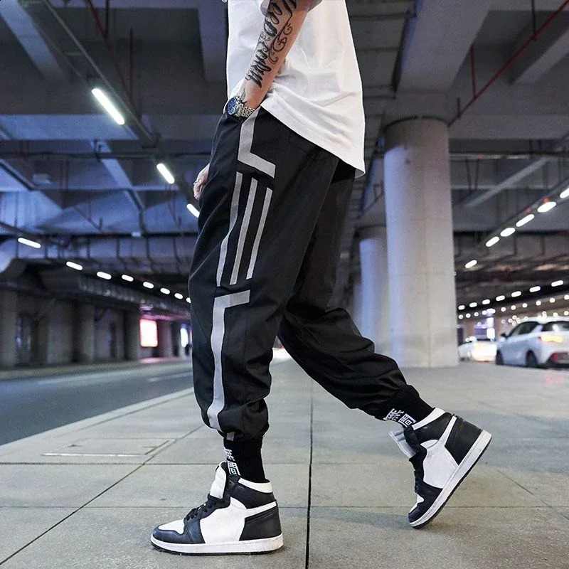 Trousers Man Hip Hop Cargo Pants for Men Summer White Harem Y2k Long with Korean Style Loose Techwear in Harajuku Fashion 240822