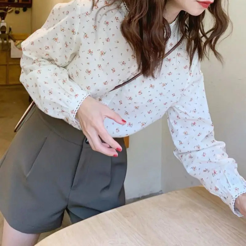 Elegant and fashionable Harajuku slim fit fully matched pure cotton shirt with printed buttons long sleeved top loose casual womens clothing 240822