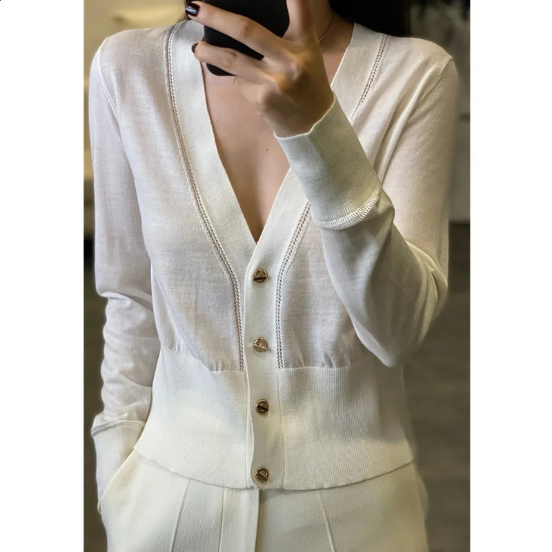 Elegant knitted cashmere cardigan wool womens sweater thin spring and autumn Vneck loose fine coat 240821
