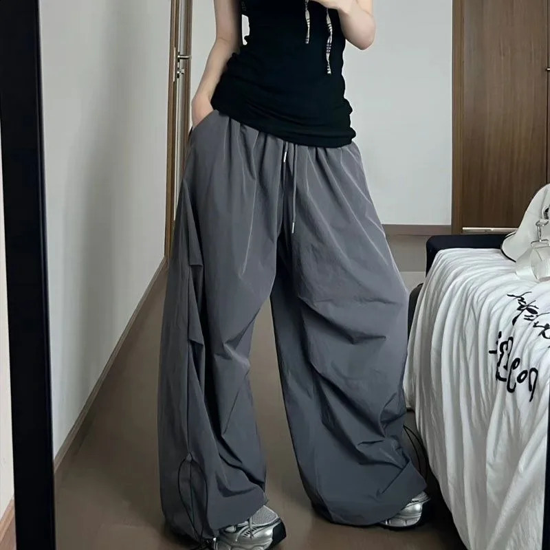 Deeptown Y2k Grey Oversized Women Parachute Pants Wide Leg Korean Fashion Harajuku Baggy Sweatpants Grunge Vintage Trousers 240821