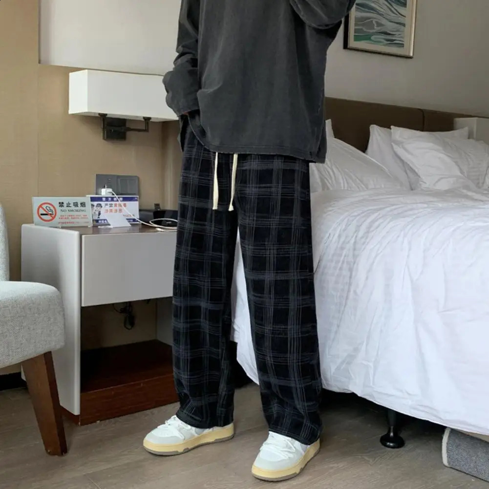 Mid-Rise Elastic Waistband Men Pants Pockets Straight Wide Leg Casual Trousers Plaid Print Drawstring Loose Corduroy Pants 240822