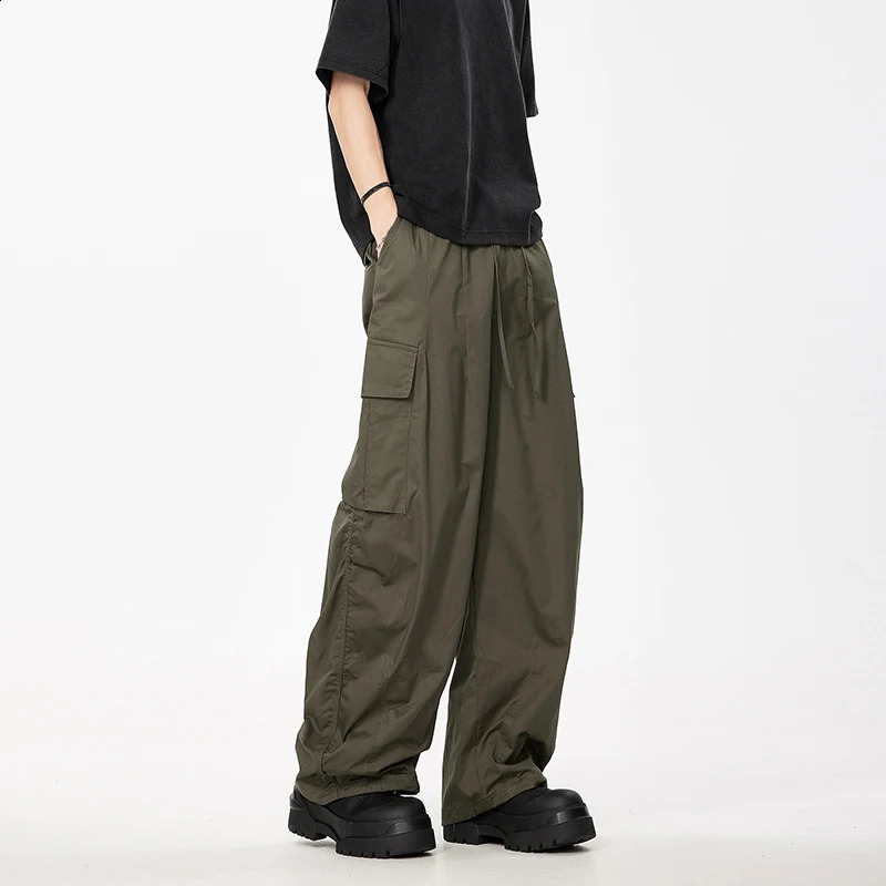 Harajuku cargo pants mens retro hiphop multi pocket solid color pleated loose umbrella unisex casual bottom 240821