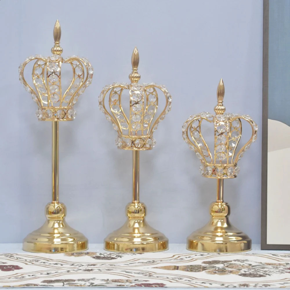 European Crown Crystal Candlestick Decoration Wedding Candlestick Christmas Candlestick Metal Home Decoration Iron Candlestick 240821