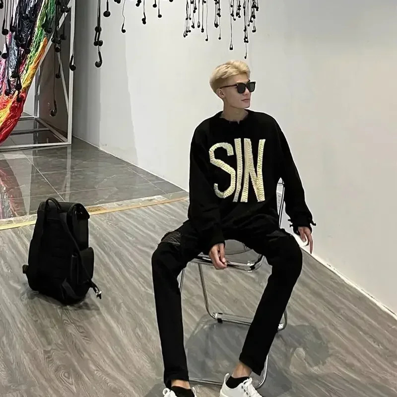 Mens black knitted sweater mens zipper torn letters with holes S cotton ner ious thick winter fashion A 240821