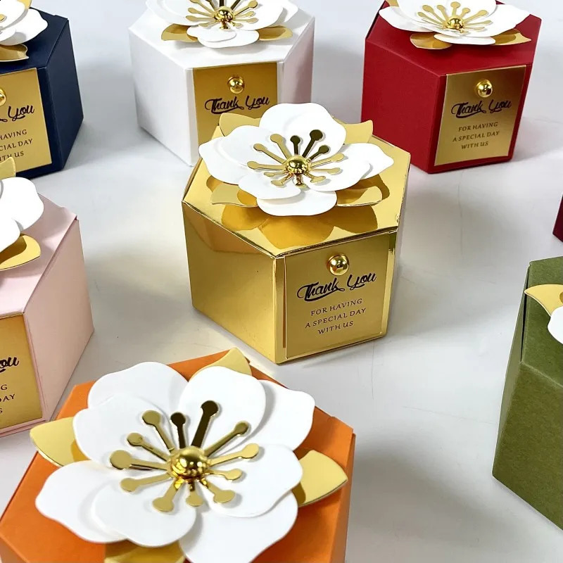 2050pcs Creative Flower Hexagonal Gift Box With Gold White Card Candy Chocolate Packaging Gift Box Wedding Party Decoration 240822