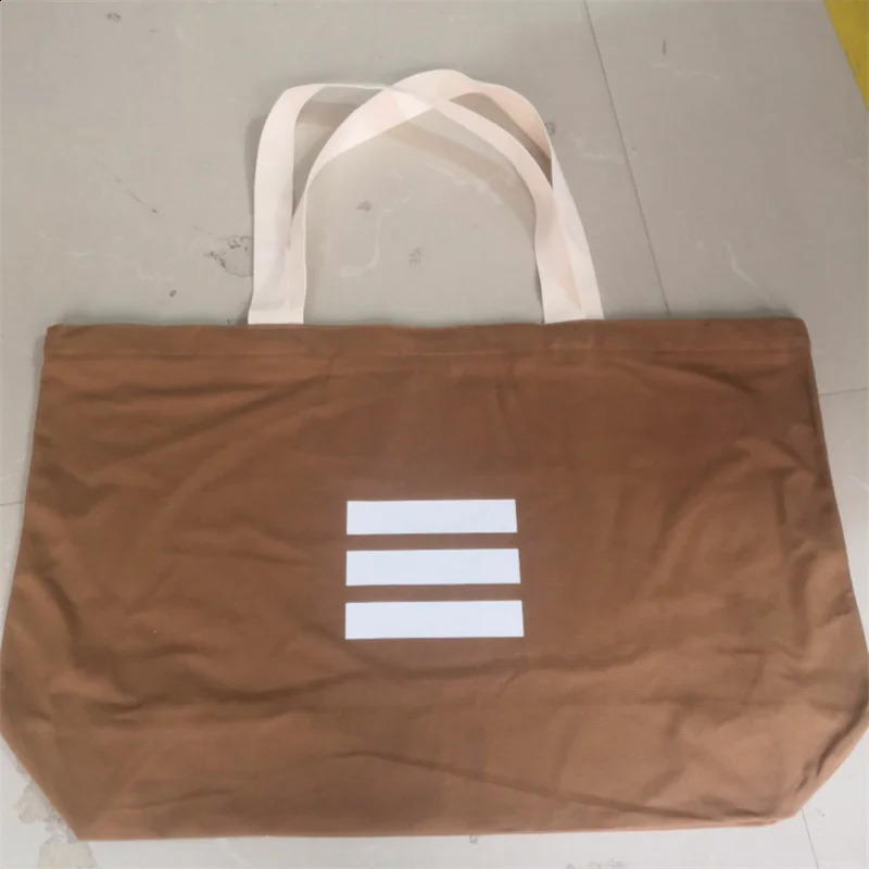 Wholesale of 100 piecesbatch custom cotton canvas fitness bag large capacity adjustable beach shoulder wide handle 240821