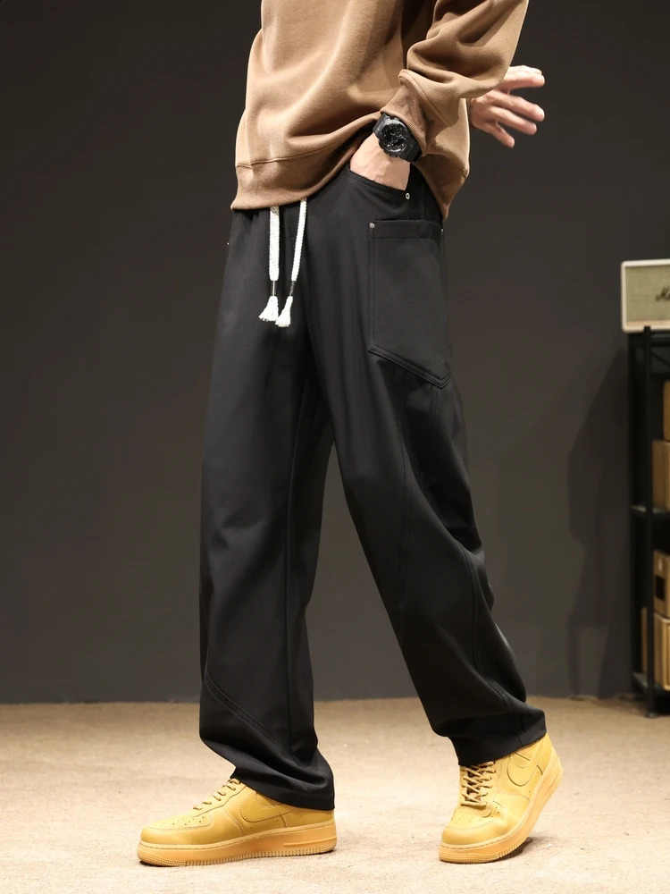 Spring/Autumn Mens Sports Pants with Multiple Pockets Wide Legs Casual Freight Pants String with Loose Straight Pants 240828