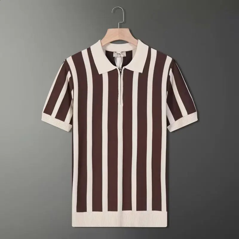 2024 Summer Minimalist Color Striped Casual Slim Fit British Retro Style Personalized Flip Collar Half Zip Knit Polo Shirt 240821