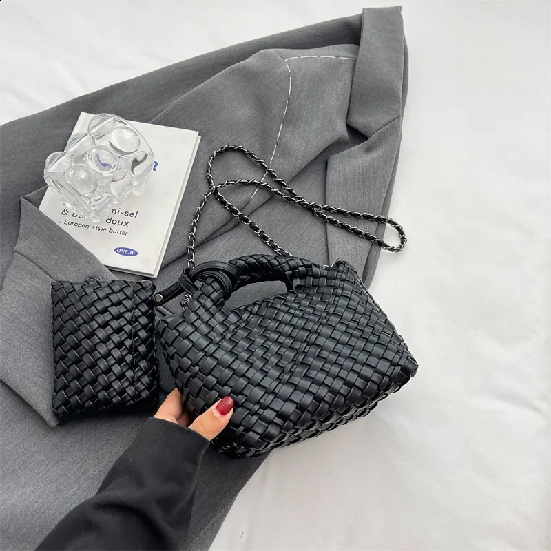 2024 Fashion Mini PU Leather Cute Vegetable Basket Handbag Womens Messenger Bag 240822 a204