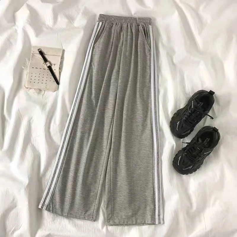Korean Oversize Striped Sweatpants Women High Waist Casual Wide Leg Pant Harajuku Preppy Style Loose Pockets Trousers 240821