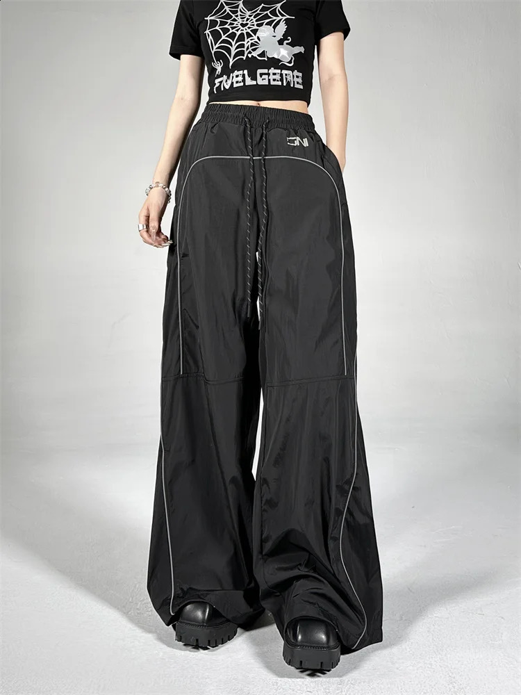 QWEEK Y2K Vintage Brown Cargo Pants Women Streetwear Reflective Gray Track Trousers Oversized Gorpcore Wide Leg Black Sweatpants 240821