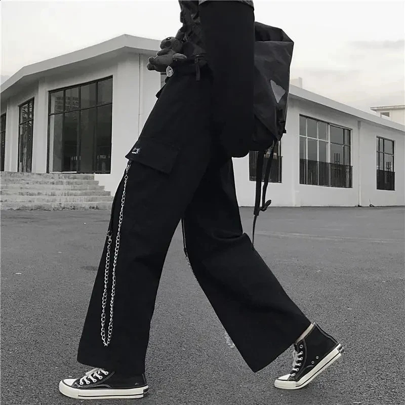 Black Cargo Pants Men Streetwear Hip Hop Wide Sweatpants With Chain Baggy Vintage Punk Harem Trousers Elastic Waist Pantalones 240822