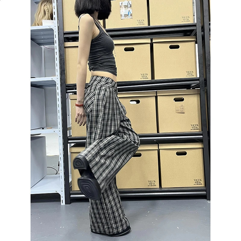 Deeptown Vintage Y2k Black Plaid Womens Casual Pants Harajuku Oversized Korean Fashion Trousers Baggy Autumn Wide Leg Slacks 240821
