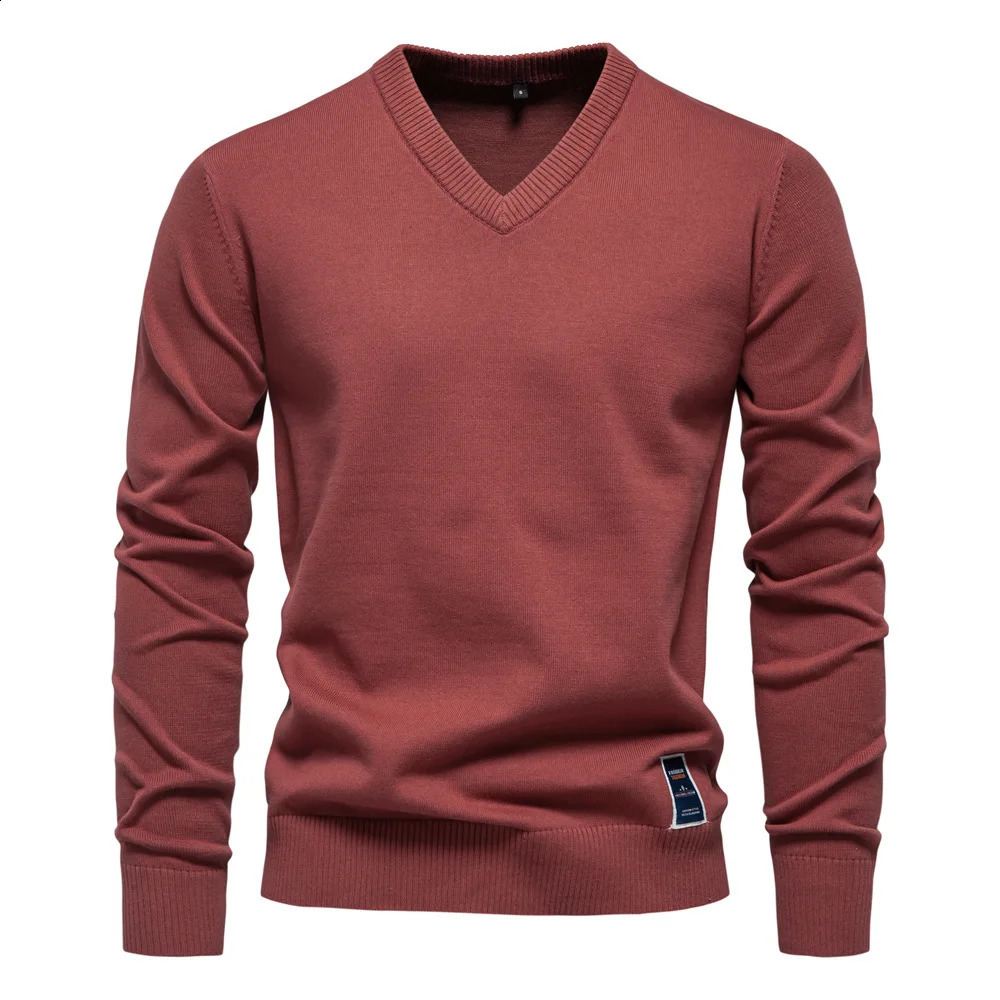 Autumn and winter latte art mens sweater Vneck solid color long sleeved clothing warm casual fashion top 240821