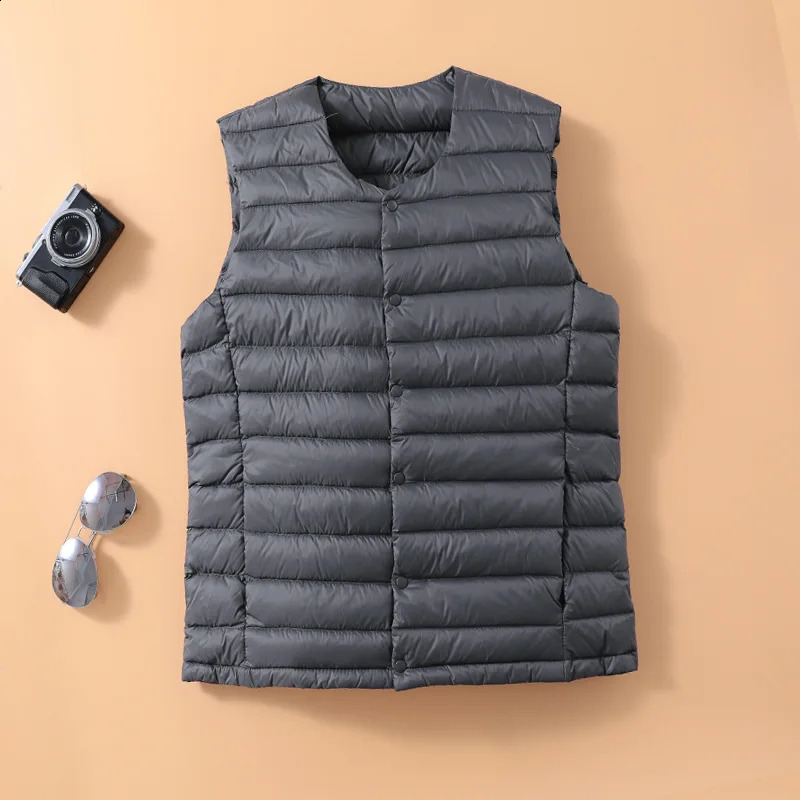 Mens portable white duck down vest jacket ultra light sleeveless autumn and winter fashion inflatable mens 240822