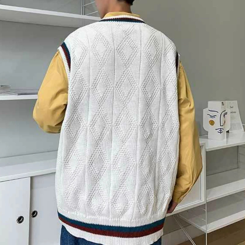 Sweater Vest Men Letter Printed BF V-neck 2XL Oversize Mens Vests Preppy Style Streetwear Stripe Tops Leisure Knitted Sweaters 240821
