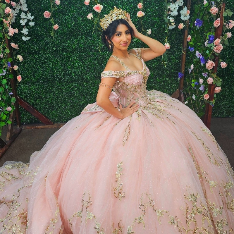 Pink Shiny Quinceanera Dresses Off The Shoulder Princess Applique Lace Beads Crystal Tull Sweet 16 Birthday Party Vestido De 15 Anos