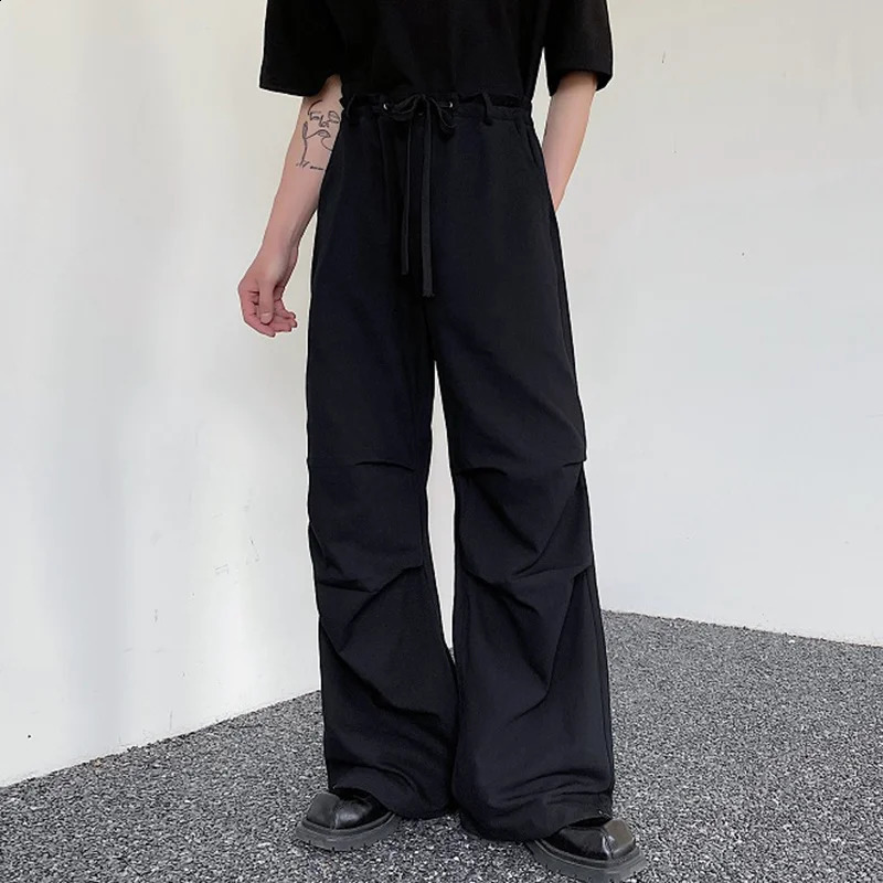 IEFB Pleated Mens Cargo Straight Pant Casual Drawstring n Solid Color Male Wide Leg Trousers Vintage Spring Chic 9C116 240822