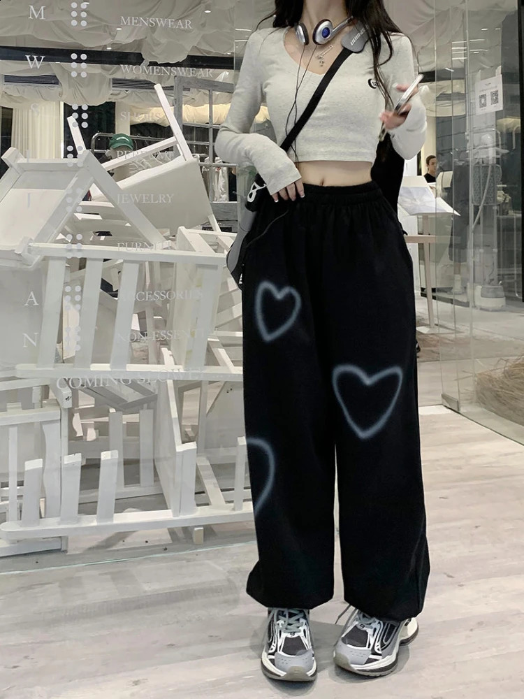 QWEEK Hippie Vintage Baggy Pants Women Y2K Retro Streetwear Heart Print Sweatpants Harajuku Oversize Jogger Korean Fashion 240821