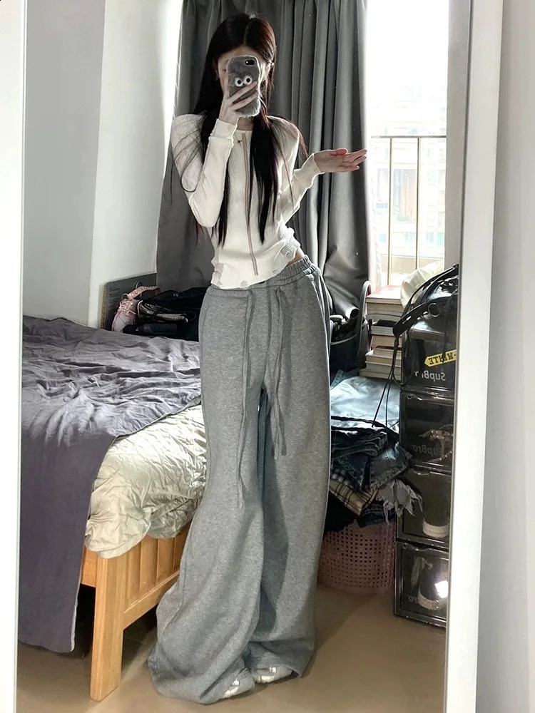 ADAgirl Women Baggy Sweatpants Grey Y2k Vintage Korean Style Drawstring High Waist Sports Pants Hip Hop Cleanfit Kpop Trousers 240821