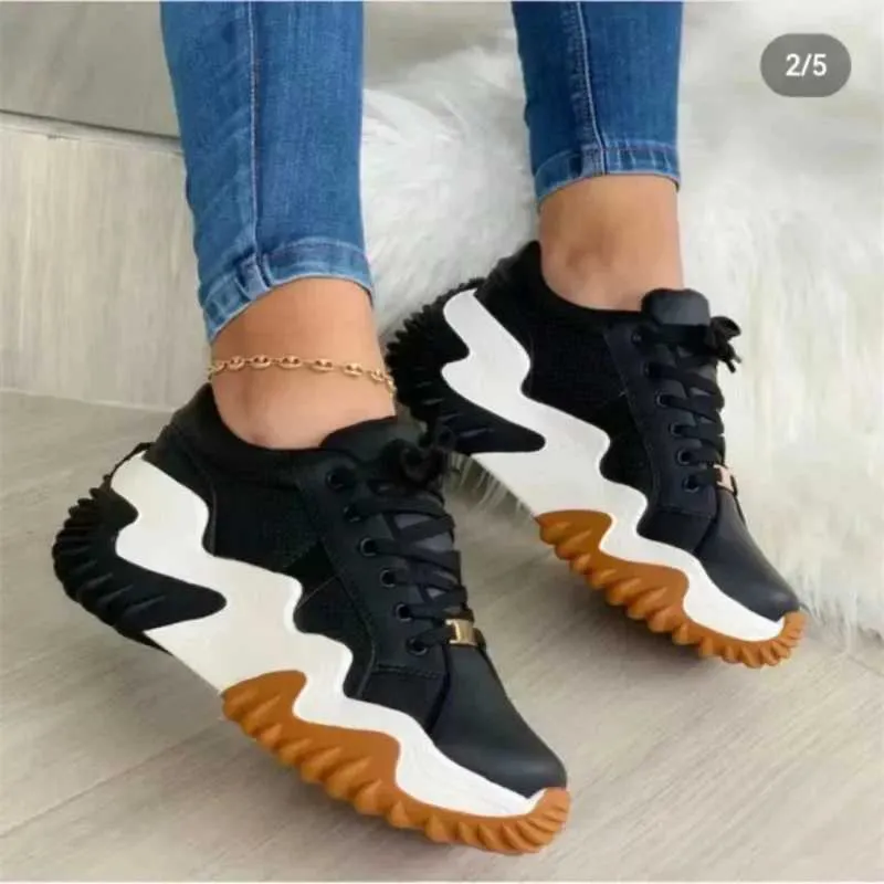 Casual Shoes 2024 New Breathable Vulcanized Shoes Women Casual Platform Sneakers Summer Thick Bottom Low Top Large Size Canvas Casual Shoes