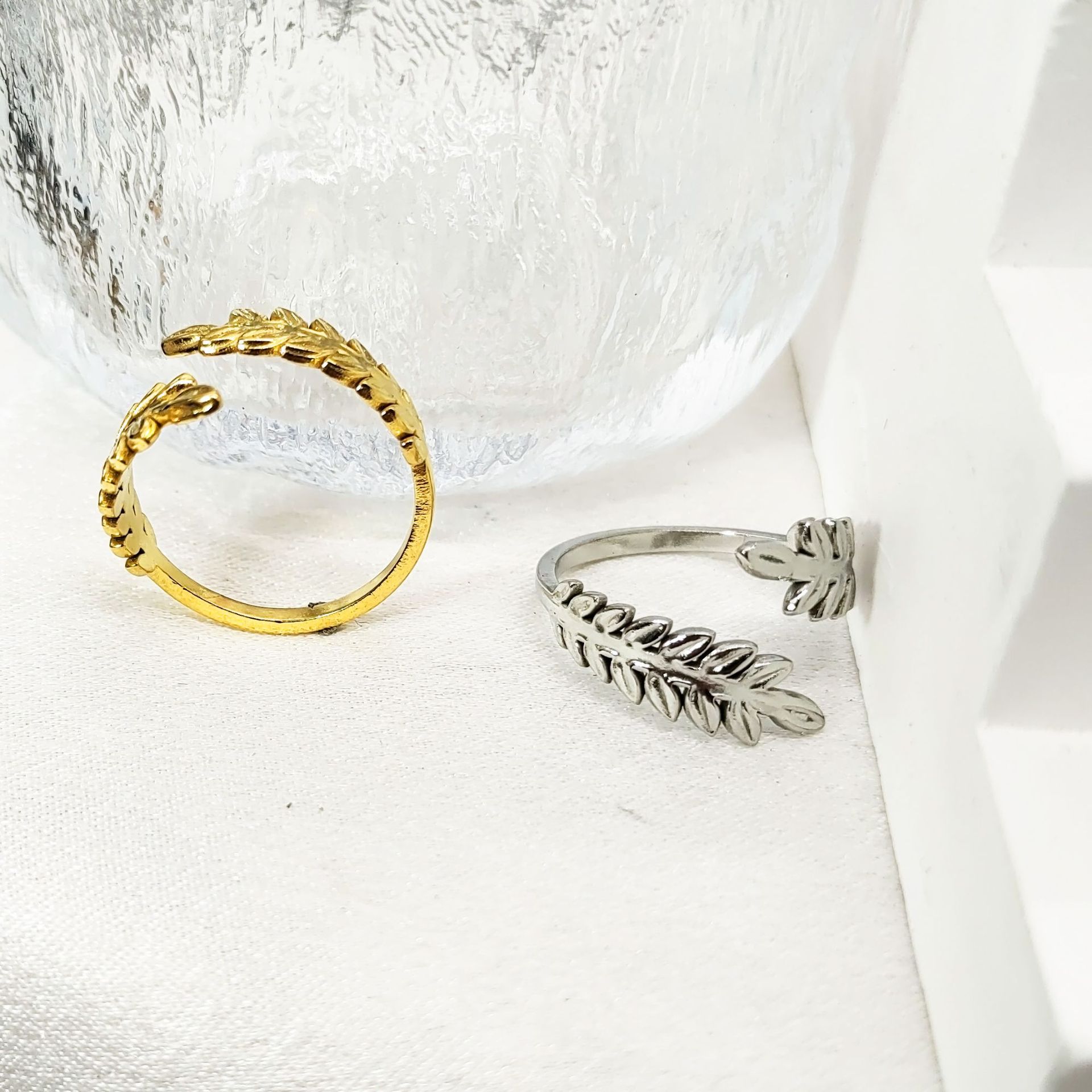 Fashionable, trendy, personalized, titanium steel, wheat ear adjustable ring, simple, rustic and beautiful ring