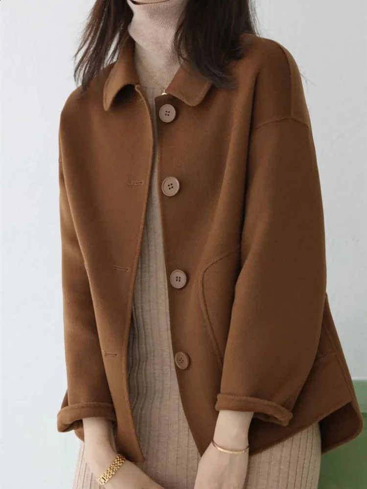 Short Coats for Women Autumn Winter Fashion Woolen Jackets Pockets Solid Color Camel Black Polo Collar Coat Ladies High Quality 240822