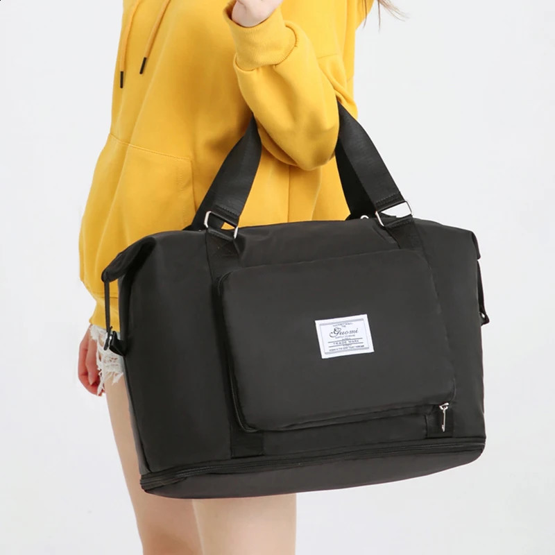 Large capacity folding travel bag waterproof handbag mens fitness bag travel backpack luggage handbag 240904
