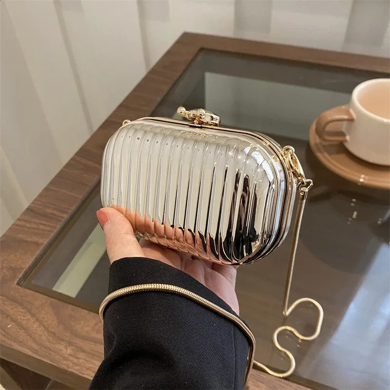 Acrylic Mini Bags for Women Trend Metallic Fashion Cute Evening Handbag Woman Party Chain Hard Small Shoulder Crossbody Bag 240822