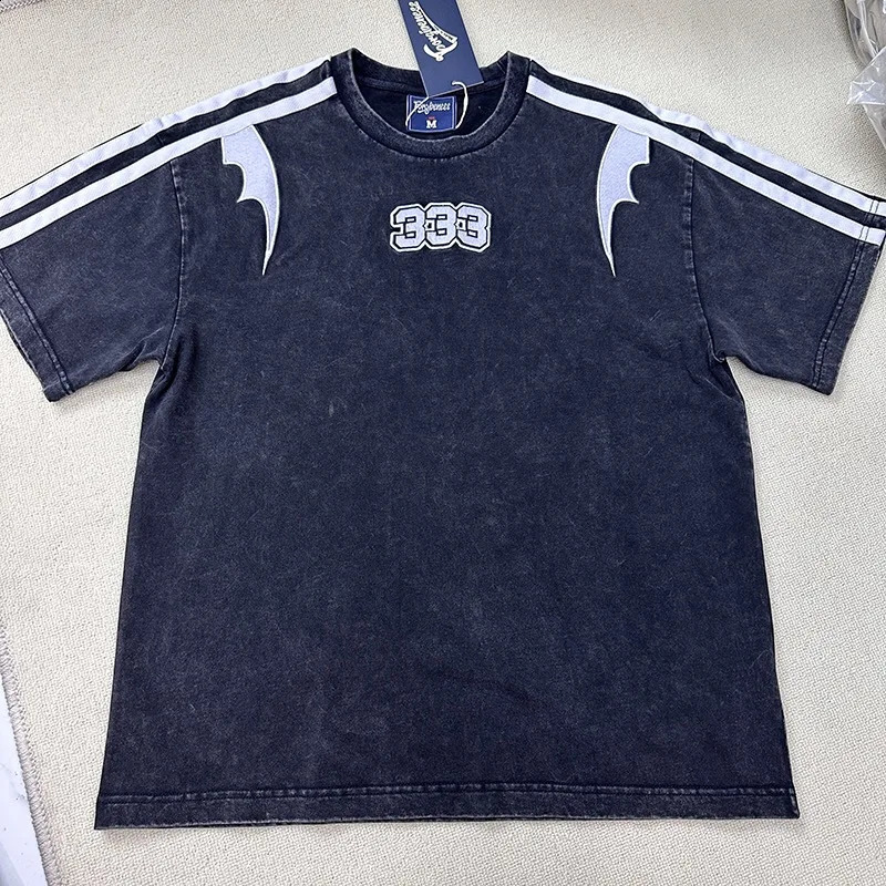 Embroidered shirt stitched together with pasted cloth 240822