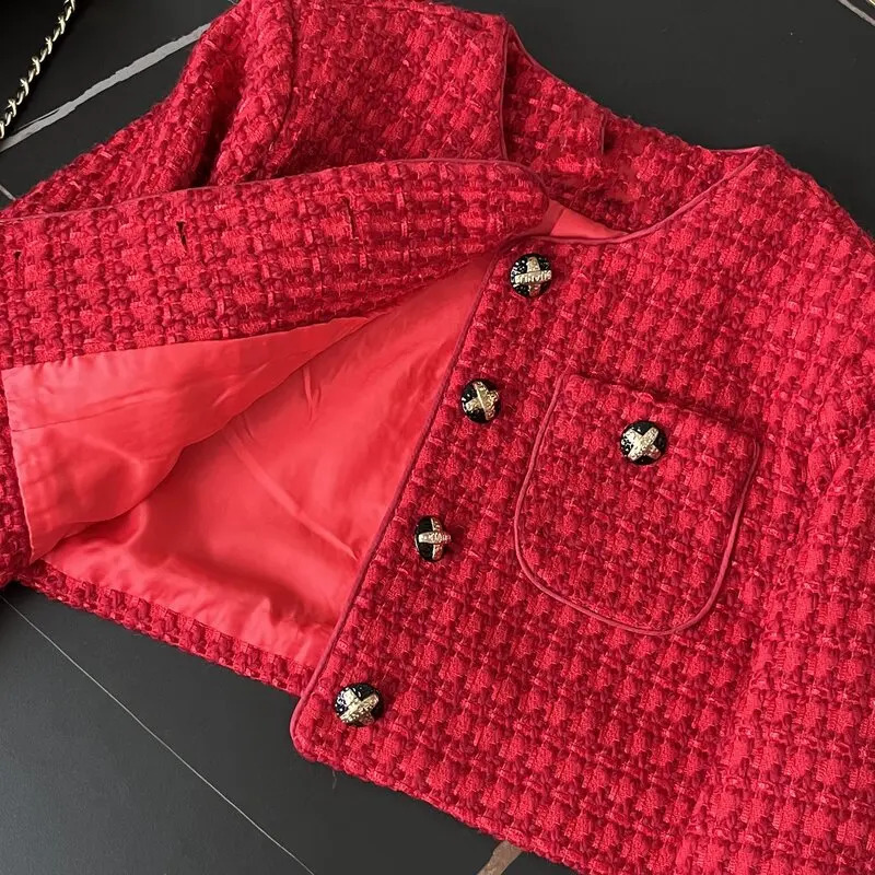 High Quality Chic Autumn Winter Red Woolen Short Jacket Coat Sweet Fashion Women O Neck Single Breasted Tweed Weave Cropped Tops 240823