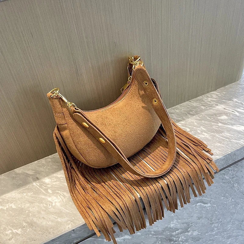 Tassel Womens Bag 2023 Suede Leather Fashion Trend Handbag Half moon Tote Shoulder Crossbody Purse 240823