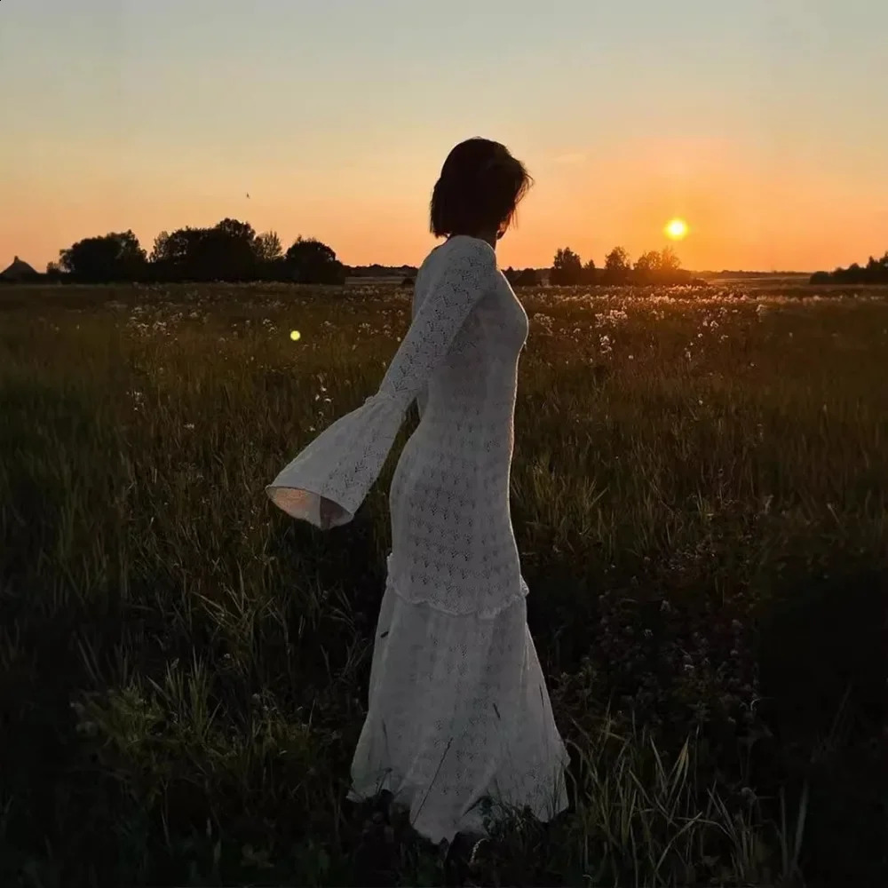 Long Sleeve Knitted Dress Women Fashion Hollow Out Slim Maxi Sweater Dresses Autumn Winter Sexy See Through Evening Party Dress 240823