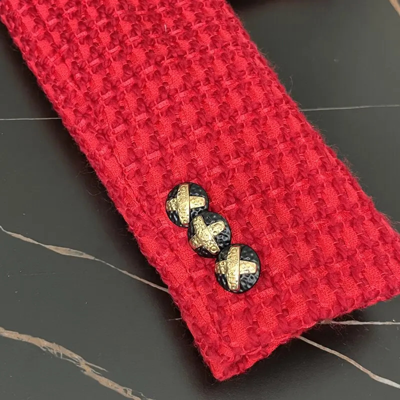 High Quality Chic Autumn Winter Red Woolen Short Jacket Coat Sweet Fashion Women O Neck Single Breasted Tweed Weave Cropped Tops 240823