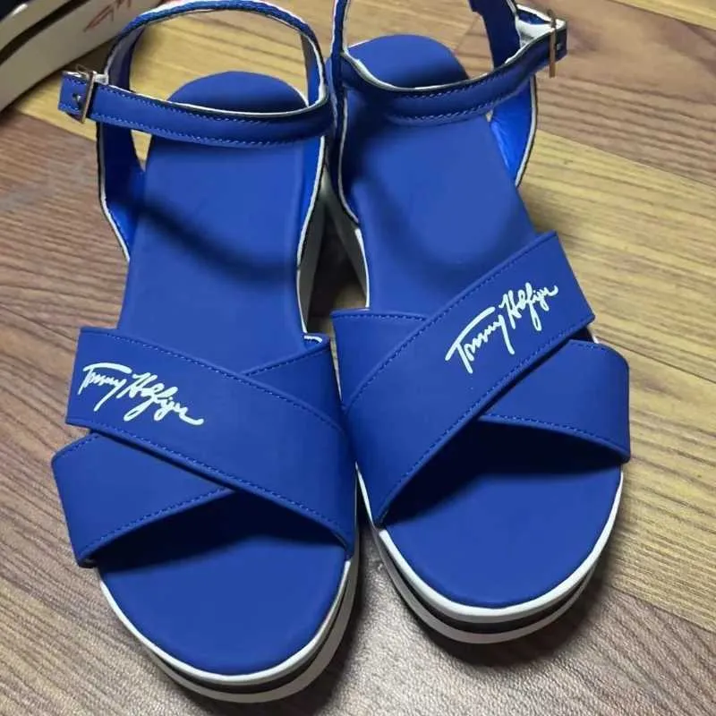 Summer Apartment Platform Sports Womens New Designer Casual Shoes Fashion Slide New Walking Running Sandals Large Size XW6.4