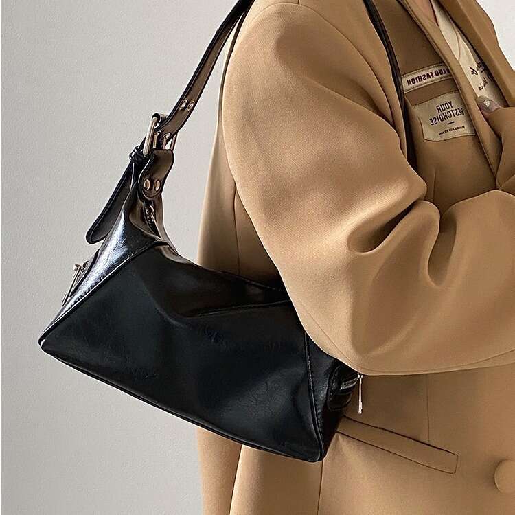 Luzi 2024 niche design new versatile one shoulder portable small for women's spring/summer motorcycle underarm bag