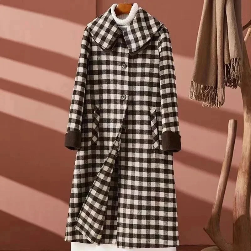 Woolen Coat Womens Autumn and Winter Suit Coat Medium length Loose and Slim Plaid Pattern Woolen Top Plaid 240822