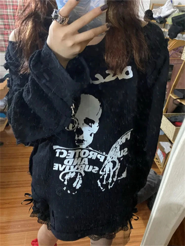 HOUZHOU Gothic Punk Skull Women T Shirt Emo Goth White Off Shoulder Long Sleeve T-shirt Streetwear Black Irregular Dark Tops 240823