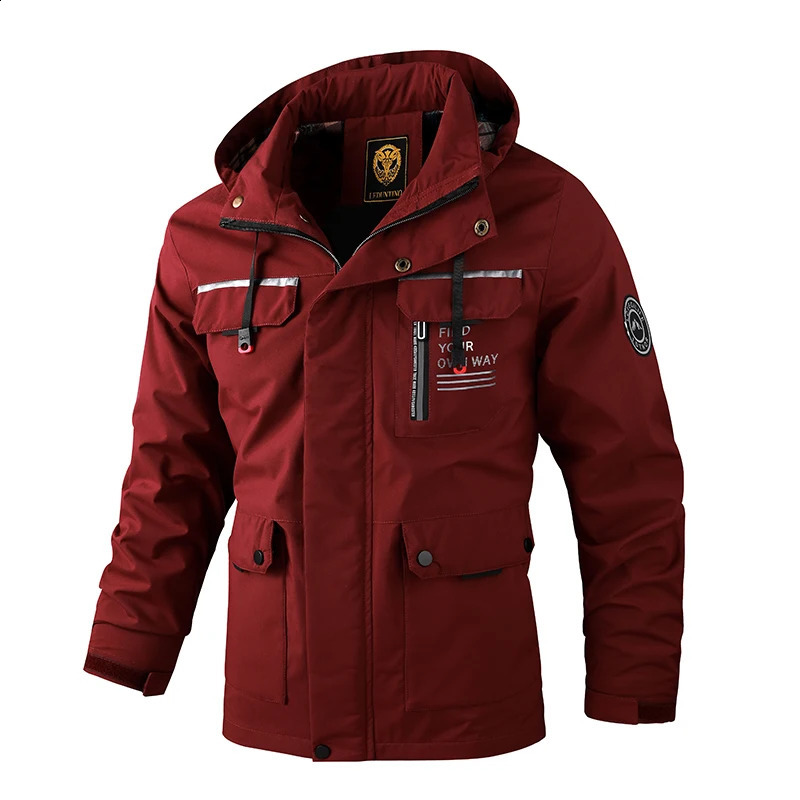 Fashion Men Casual Windbreaker Jacket Hooded Jacket Man Waterproof Outdoor Soft Shell Winter Coat Clothing Warm Fleece Thick 240822
