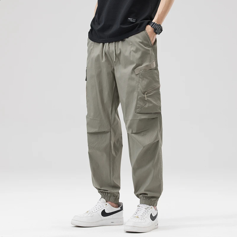 Hip Hop Streetwear Cargo Pants Spring Summer Casual Pans Men Streetwear Solid Color Pants Elastic Waist Wide Leg Mens Joggers 240822