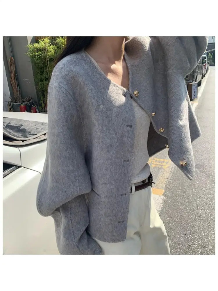 Short Woolen Jackets Autumn/Winter Korean-Style Metal Single Breasted Round Neck Loose Rabbit Hair Women Wool Coats 240822