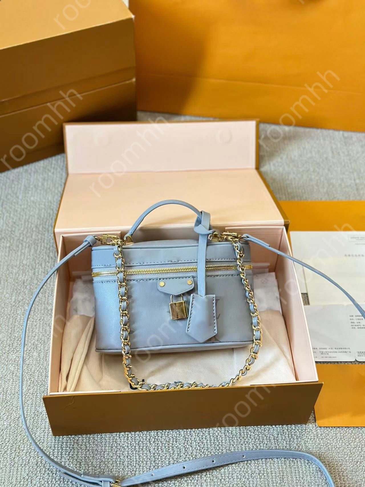 Designer Bag Woman Handbag doctor shoulder small square leather material woman simple trend wear fit bag party size 19cm